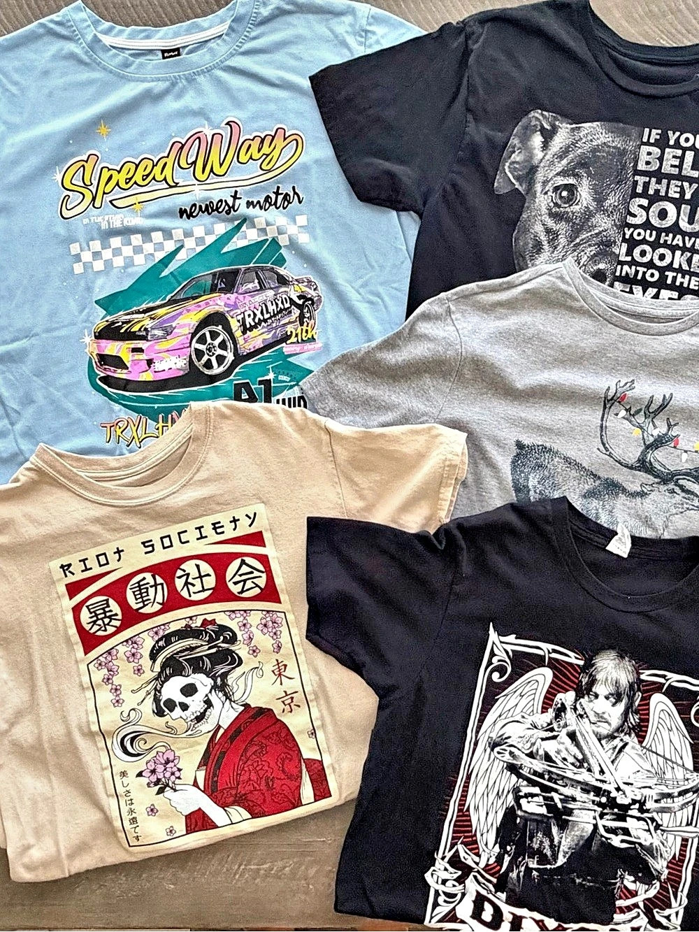Men’s Graphic T-Shirt Bundle Size M